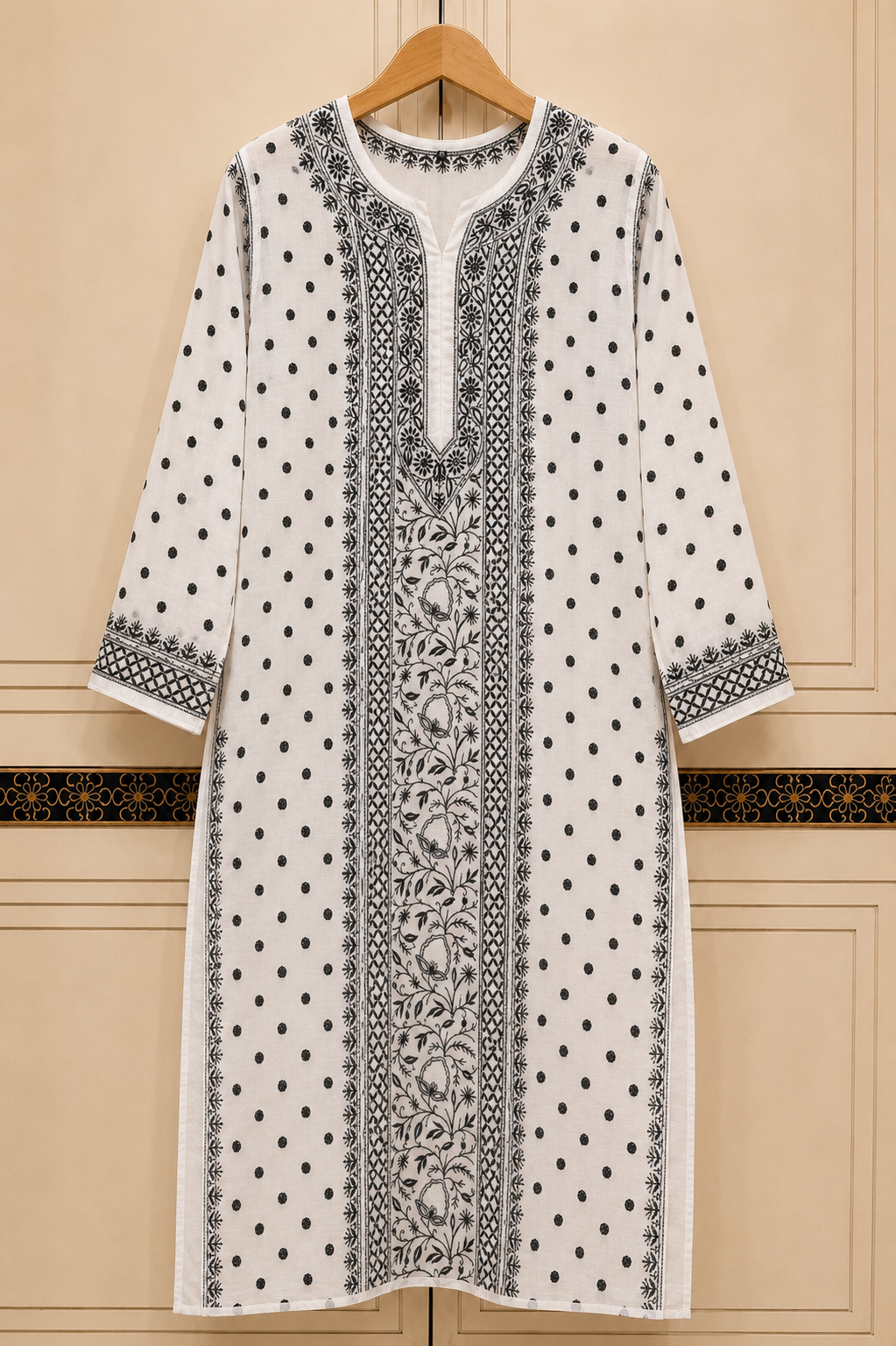 MEERAB – Signature Hand Jaali Mul Chanderi Chikankari Kurta